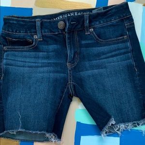 AE MIDI JEAN SHORTS